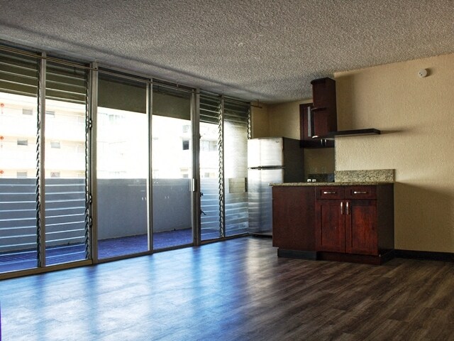More Photos Of 441 Walina St, Honolulu Apartments For Sale
