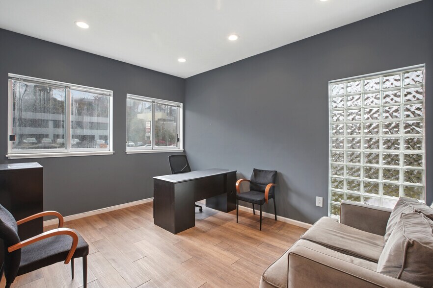 More Photos Of 2176 Central Park Ave, Yonkers Medical For Sale