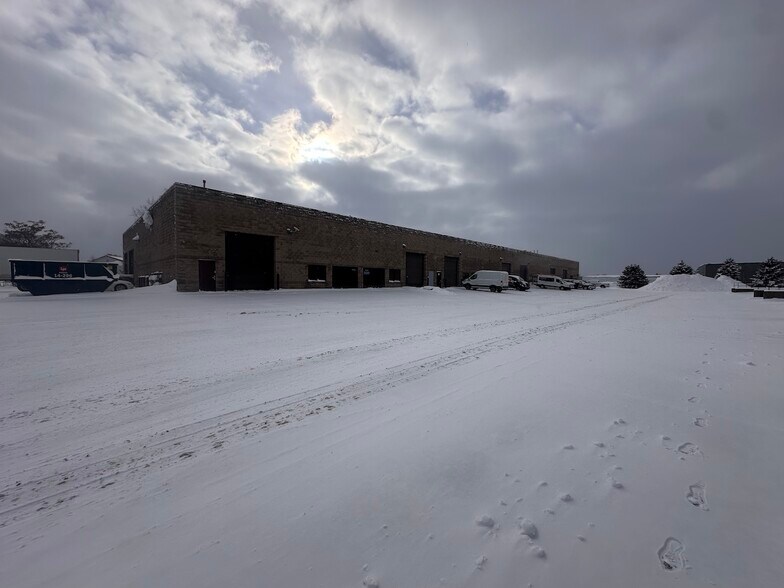 More Photos Of 3408 Busch Dr SW, Grandville Manufacturing For Sale