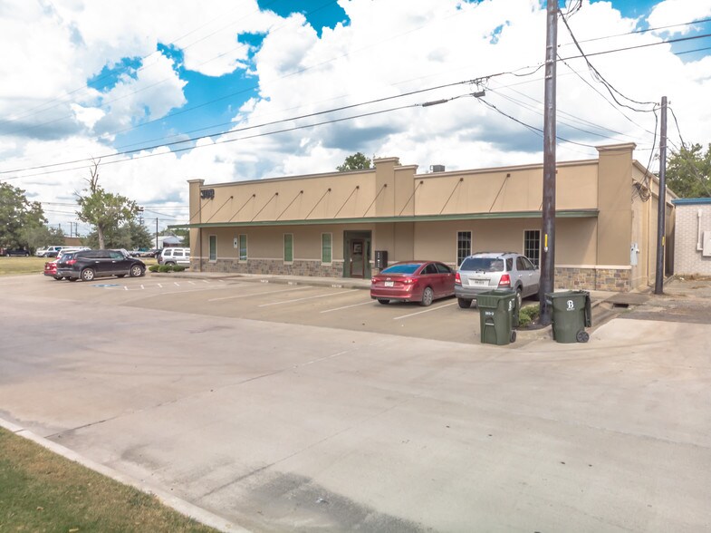 More Photos Of 309 N Washington Ave, Bryan Office For Lease