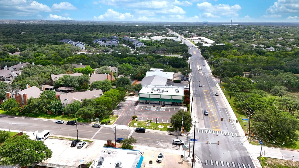 More Photos Of 4999 De Zavala, San Antonio General Retail For Sale