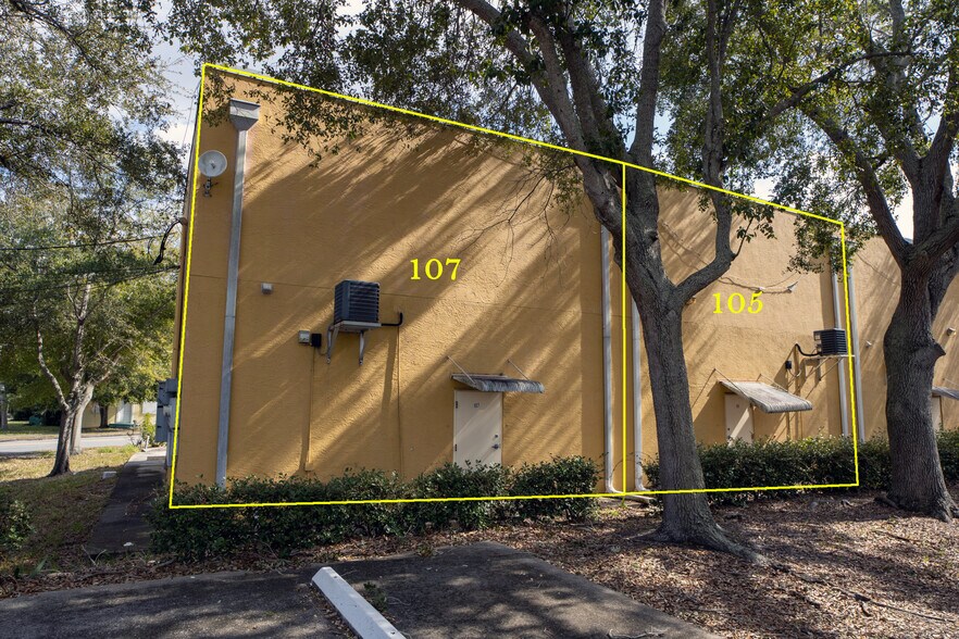 More Photos Of 461 Forrest Ave, Cocoa Warehouse For Lease