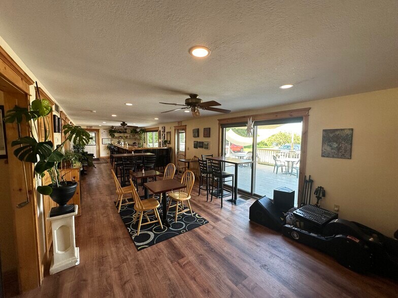 More Photos Of 146 Harrison Rd, Bridgton Freestanding For Lease