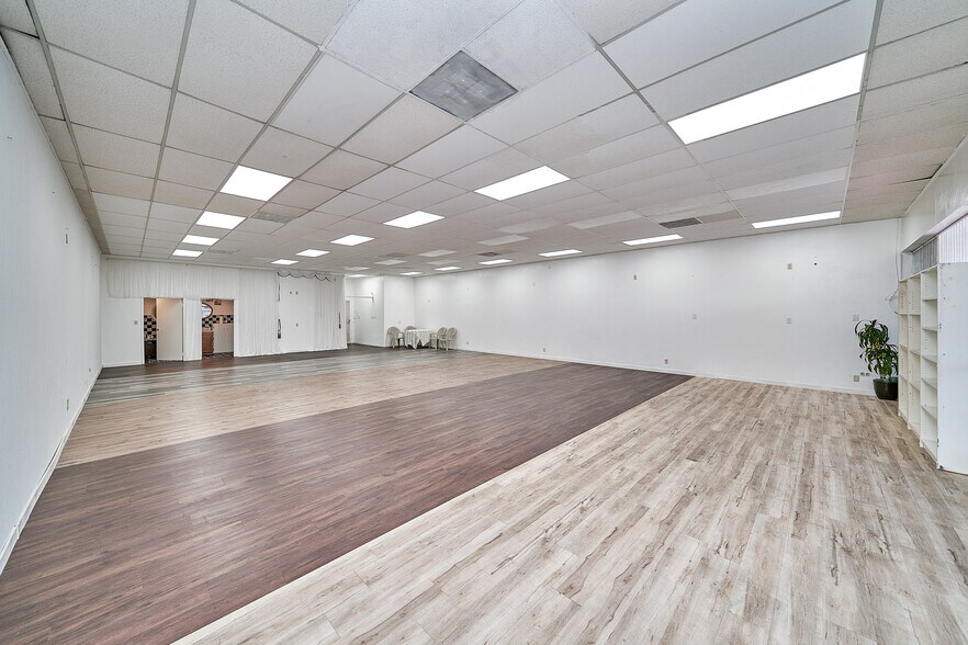 More Photos Of 18807-18809 Pioneer Blvd, Artesia Storefront Retail Office For Sale