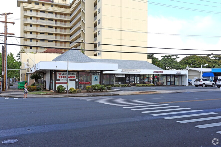 More Photos Of 340 Kuulei Rd, Kailua Freestanding For Lease