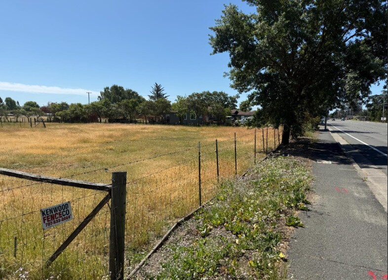 More Photos Of 2082 Fulton Rd, Santa Rosa Land For Sale