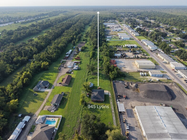 More Photos Of 945 Lyons Dr, La Place Land For Sale