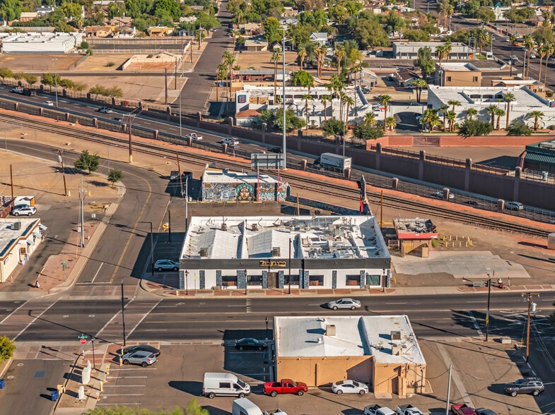 More Photos Of 5912 W Glendale Ave, Glendale Freestanding For Sale