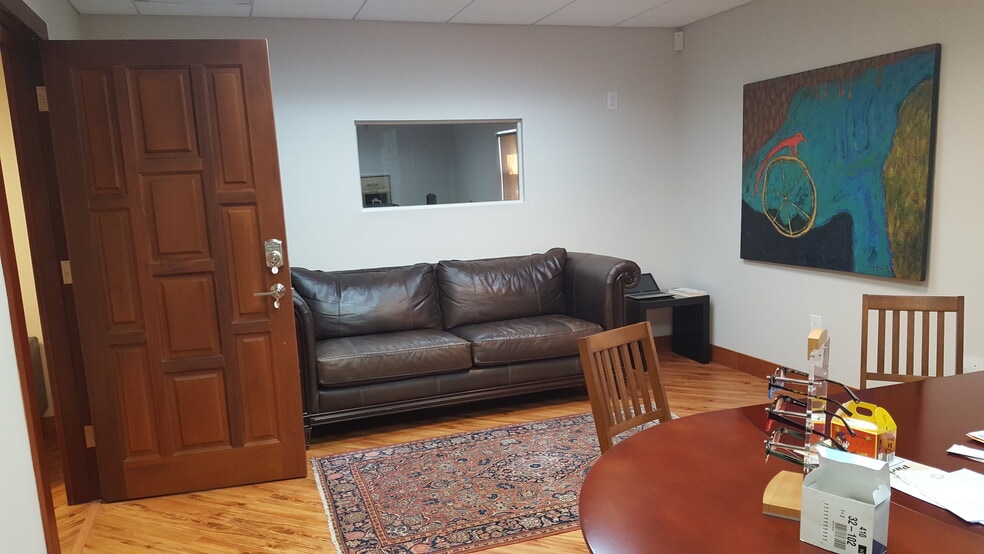 More Photos Of 3030-3050 NW 82nd Ave, Miami Showroom For Sale