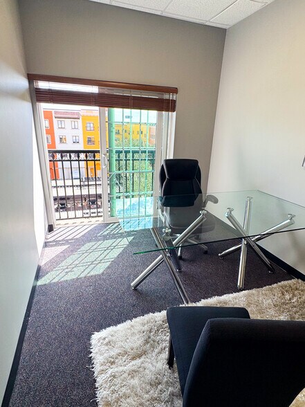 More Photos Of 2295 S Hiawassee Rd, Orlando Office For Lease