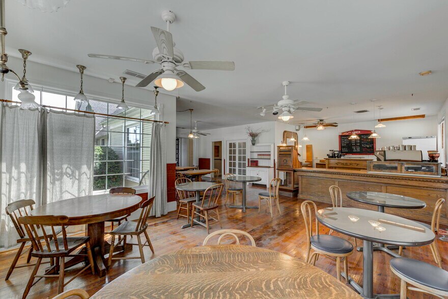 More Photos Of 9430 Main Ave, Cincinnati General Retail For Sale