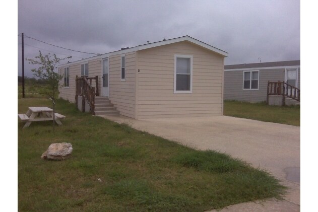 More Photos Of 1911 Wald Rd, New Braunfels Manufactured Housing Mobile Home Park For Sale