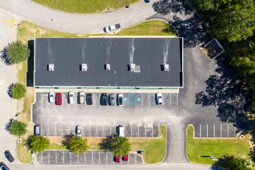 More Photos Of 1971 Dr. M.L.K. Jr Expy, Andalusia Storefront For Lease