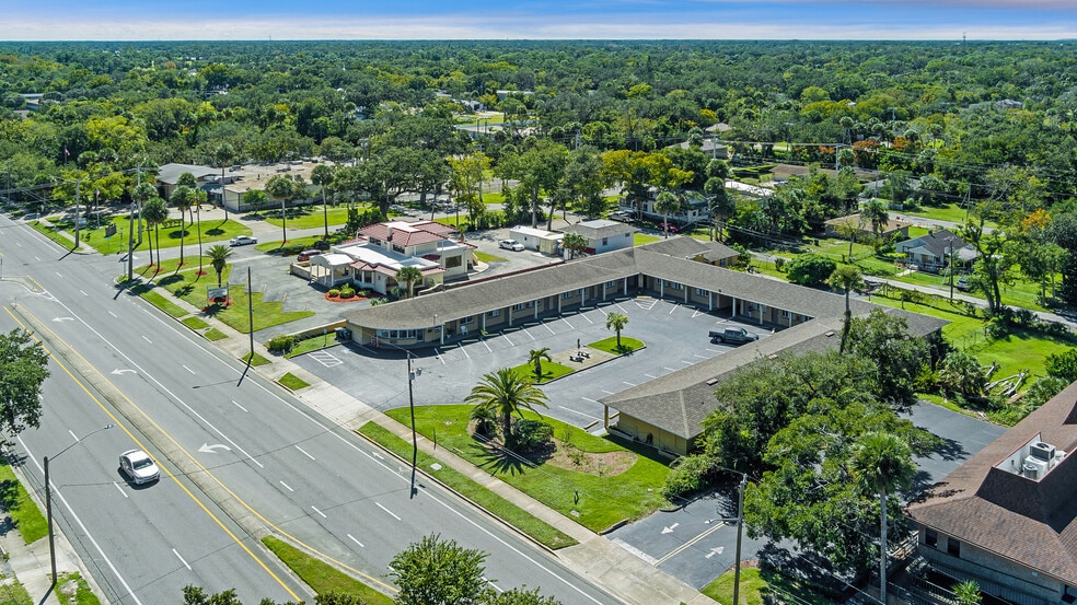 More Photos Of 640 S Ridgewood Ave, Daytona Beach Hotel For Sale