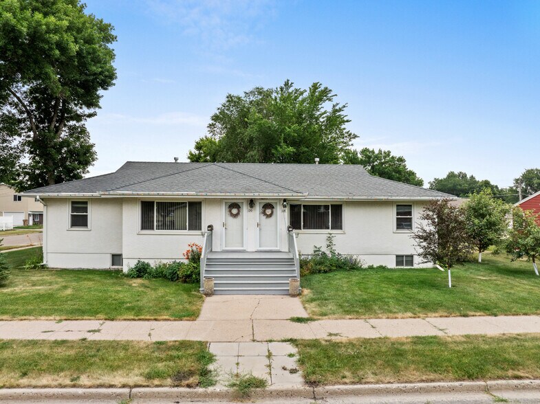 Primary Photo Of 118 21st St NW, Minot Multifamily For Sale