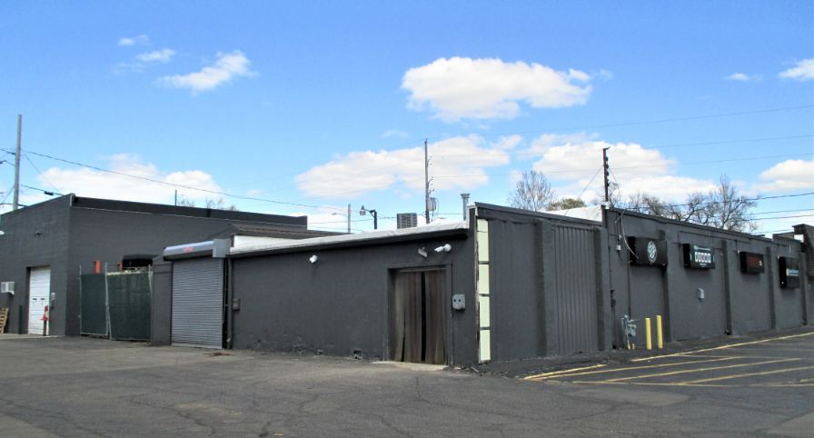 More Photos Of 484 Main St, Battle Creek Freestanding For Sale