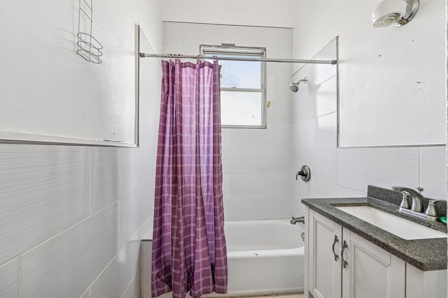 More Photos Of 906 Verret St, New Orleans Multifamily For Sale