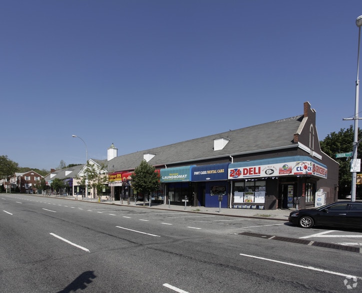 More Photos Of 248-01-248-27 Union Tpke, Bellerose Storefront For Sale