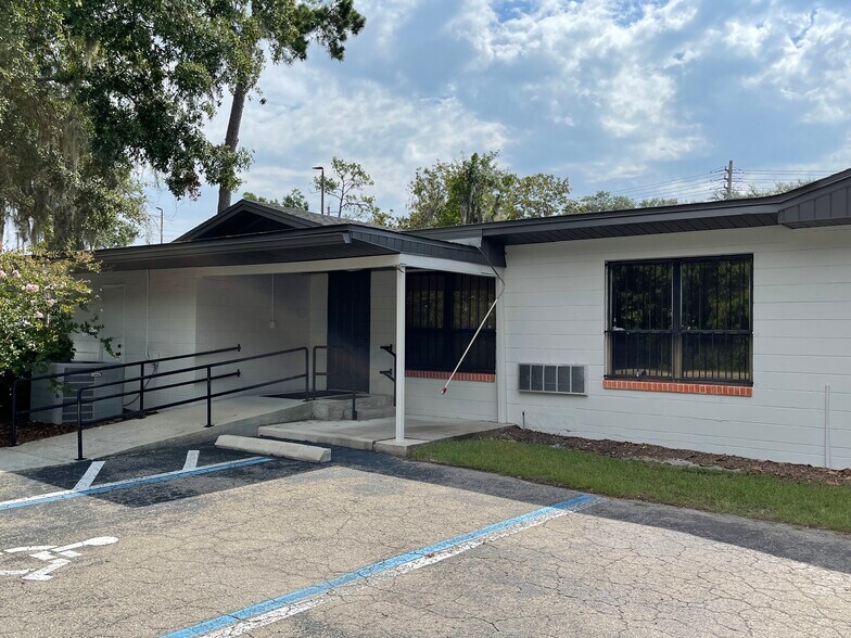 More Photos Of 3720 NW 43rd St, Gainesville Loft Creative Space For Lease