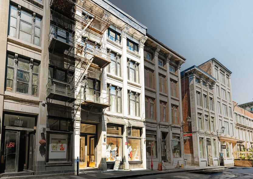More Photos Of 225-227 Saint-Paul Rue O, Montréal Apartments For Sale