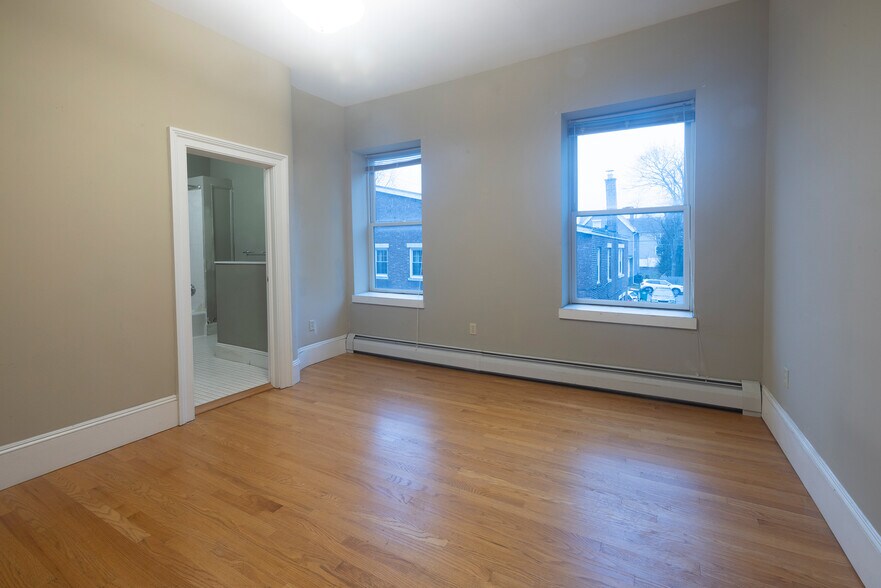 More Photos Of 179 Main St, Beacon Storefront Retail Residential For Sale