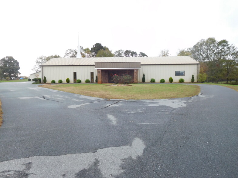 Primary Photo Of 625 Cooley Springs Rd, Chesnee Specialty For Sale