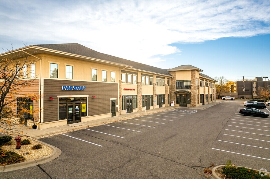 More Photos Of 125 Little Canada Rd W, Little Canada Storefront Retail Office For Sale