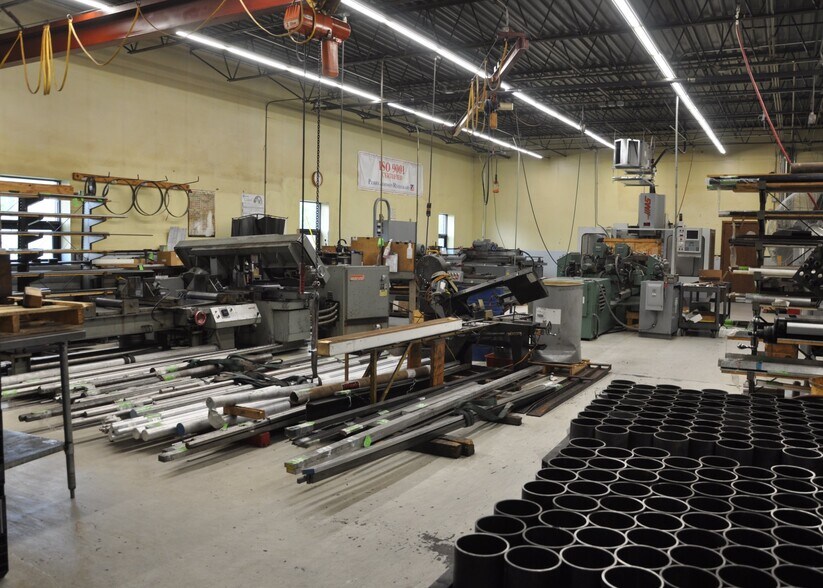 More Photos Of 1418 5th St S, Hopkins Manufacturing For Sale