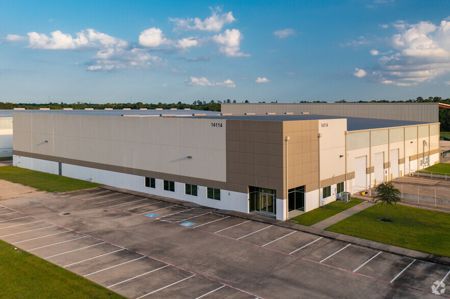 Primary Photo Of 14114 Vickery Dr, Houston Warehouse For Lease