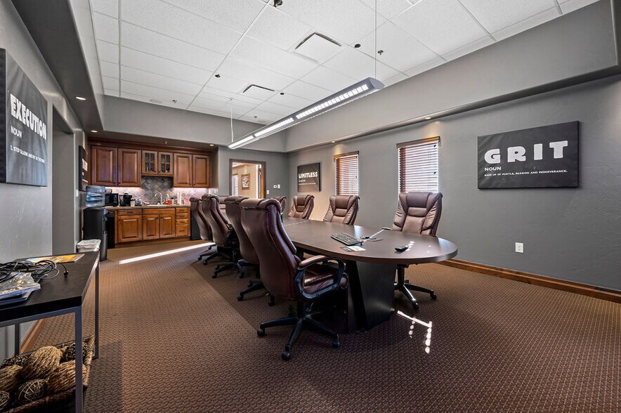 More Photos Of 2474 Patterson Rd, Grand Junction Office For Sale
