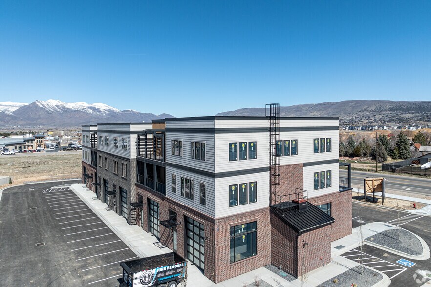 More Photos Of 1922 S Highway 40, Heber City Showroom For Lease