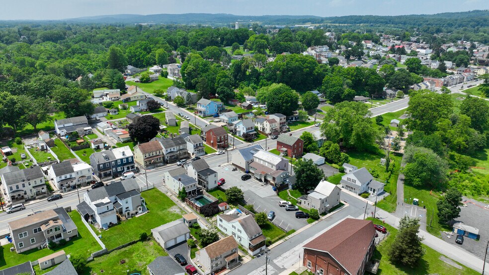 More Photos Of 601 S Front St, Wrightsville Specialty For Sale