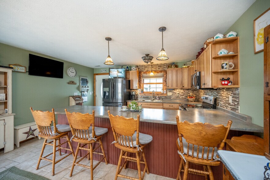 More Photos Of 17848 Garrett Hwy, Oakland Apartments For Sale