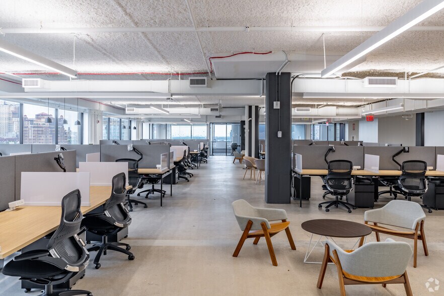 More Photos Of 55 Prospect St, Brooklyn Office For Lease