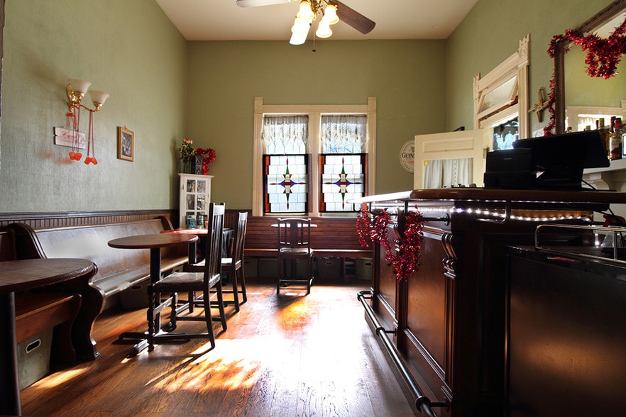 More Photos Of 814 Water St, Waxahachie Restaurant For Sale