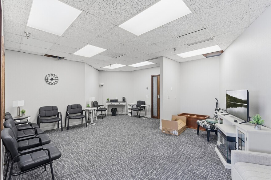 More Photos Of 403 4TH St NW, Bemidji Medical For Lease