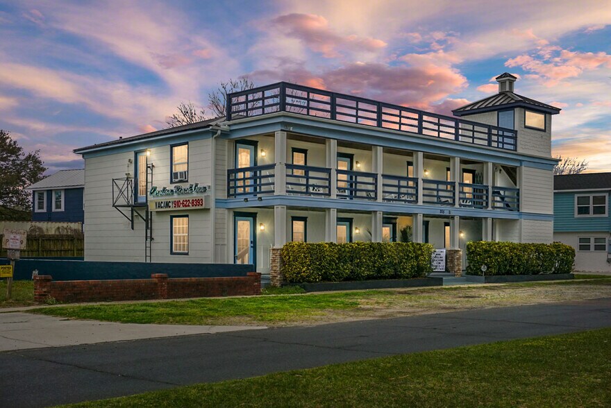 More Photos Of 205 Harper Ave, Carolina Beach Hotel For Sale