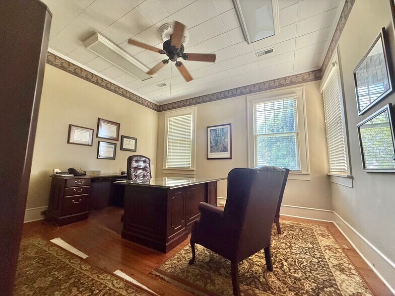 More Photos Of 718 Madison Ave N, Douglas Office Residential For Sale