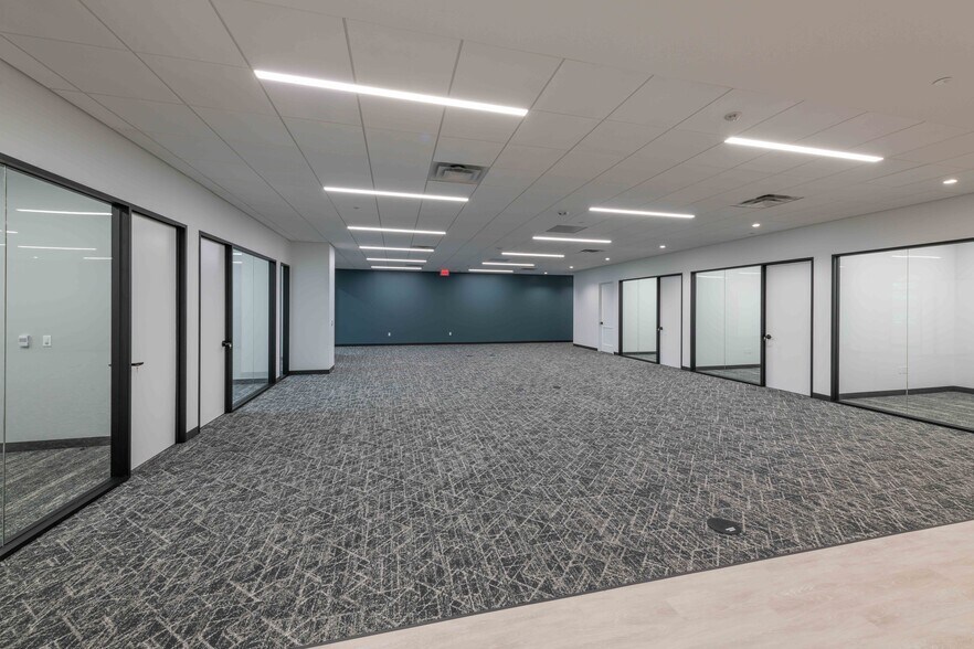 More Photos Of 22001 Loudoun County Pky, Ashburn Unknown For Lease