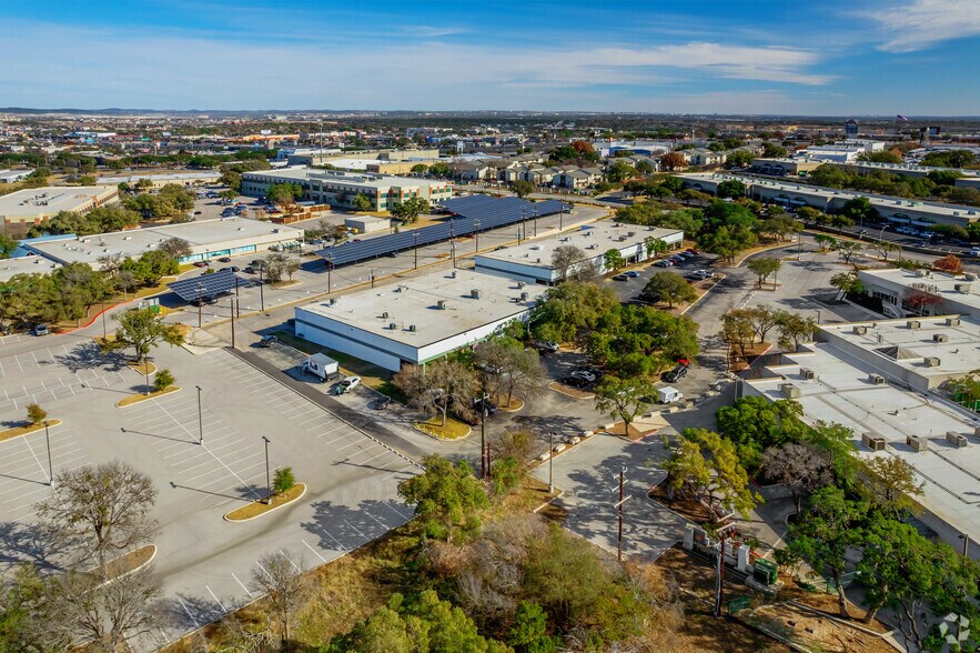 More Photos Of 12661-12679 Silicon Dr, San Antonio Light Distribution For Lease