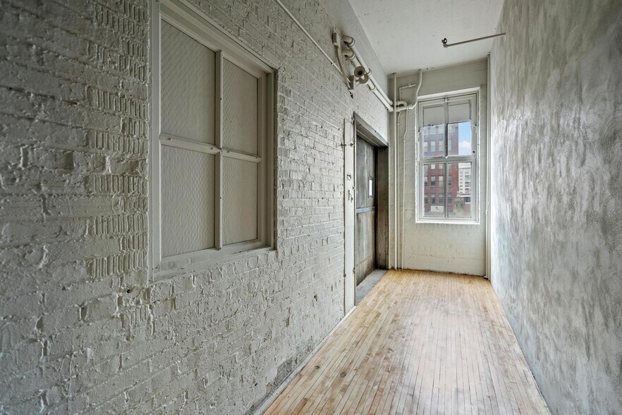 More Photos Of 817 Main St, Cincinnati Office Residential For Sale