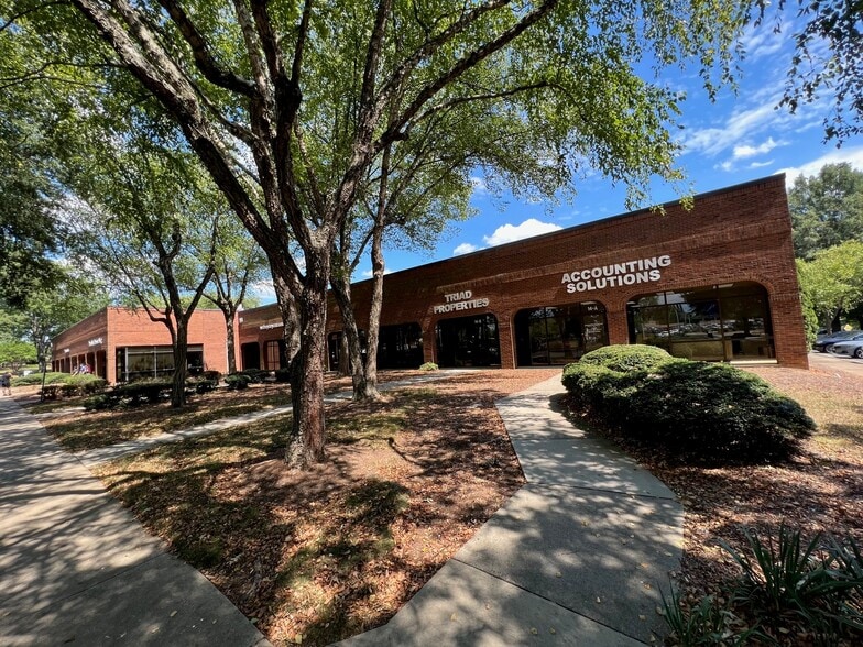 More Photos Of 18-22 Oak Branch Dr, Greensboro Light Distribution For Lease