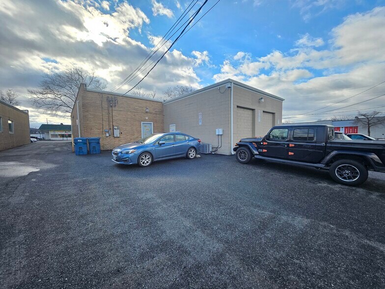 More Photos Of 1005-1009 Union Blvd, Allentown Freestanding For Sale