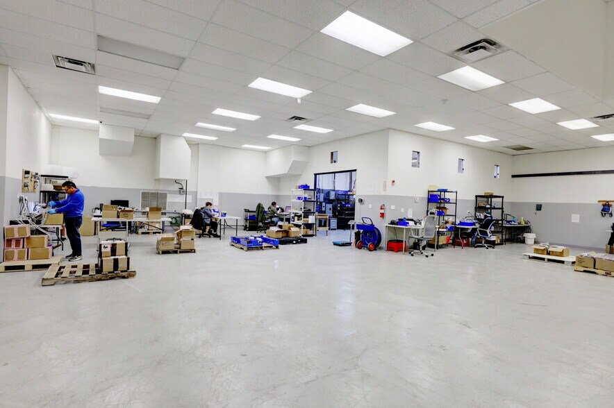 More Photos Of 174 Main Ave, Wallington Warehouse For Sale