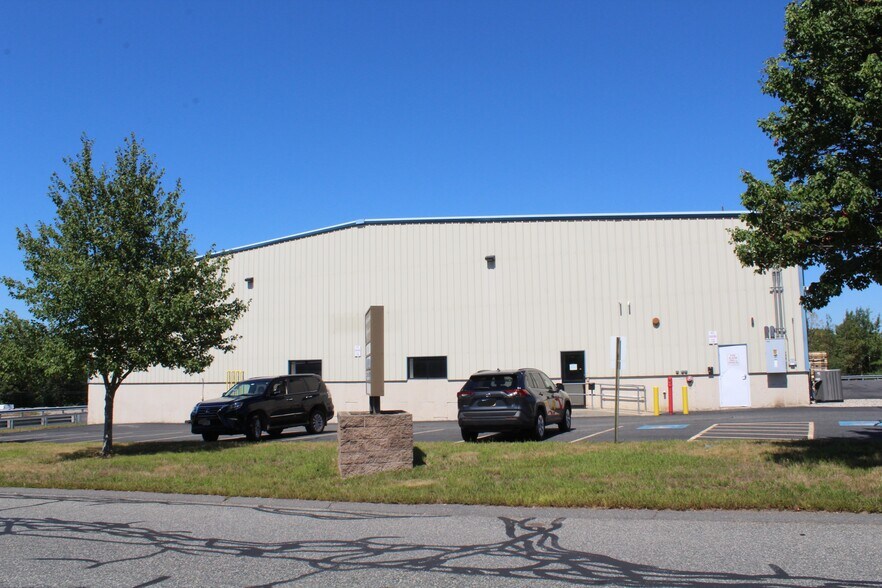 More Photos Of 6 Industrial Way, Milford Warehouse For Lease