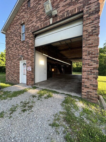 More Photos Of 4660 Mary Ingles Highway, Silver Grove Police Fire Station For Sale