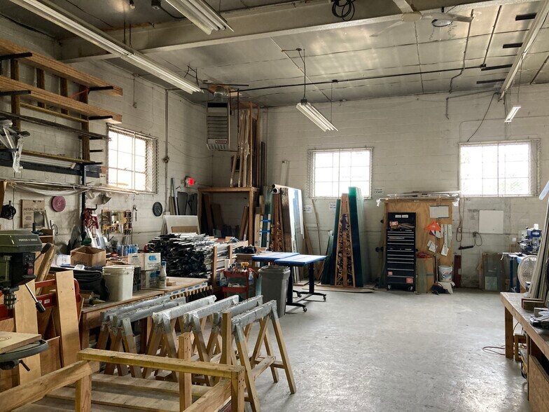 More Photos Of 11 Victoria Ter, Ridgefield Warehouse For Sale