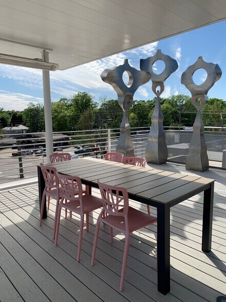 More Photos Of 1700 Glenwood Ave, Raleigh Storefront Retail Office For Lease