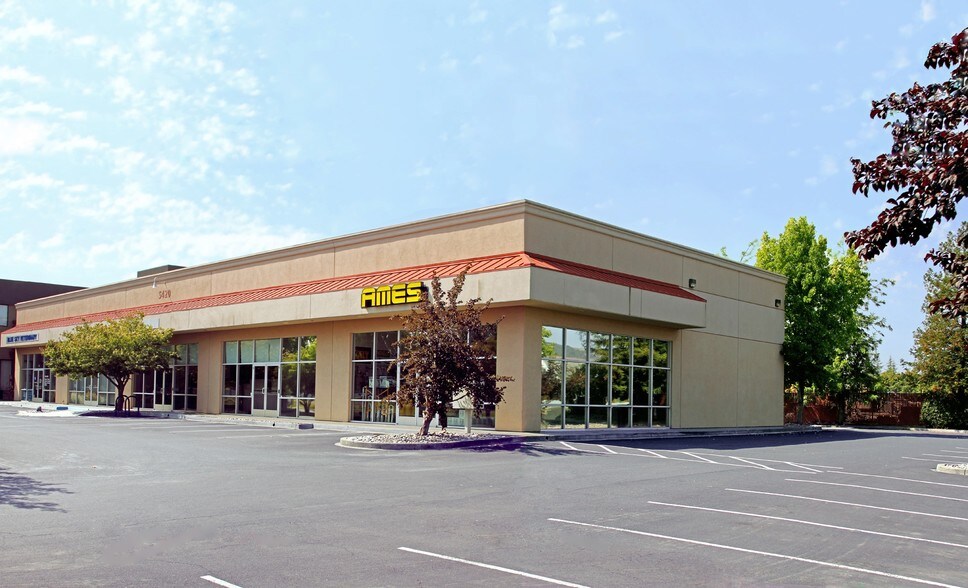 More Photos Of 5420 State Farm Dr, Rohnert Park Light Manufacturing For Lease
