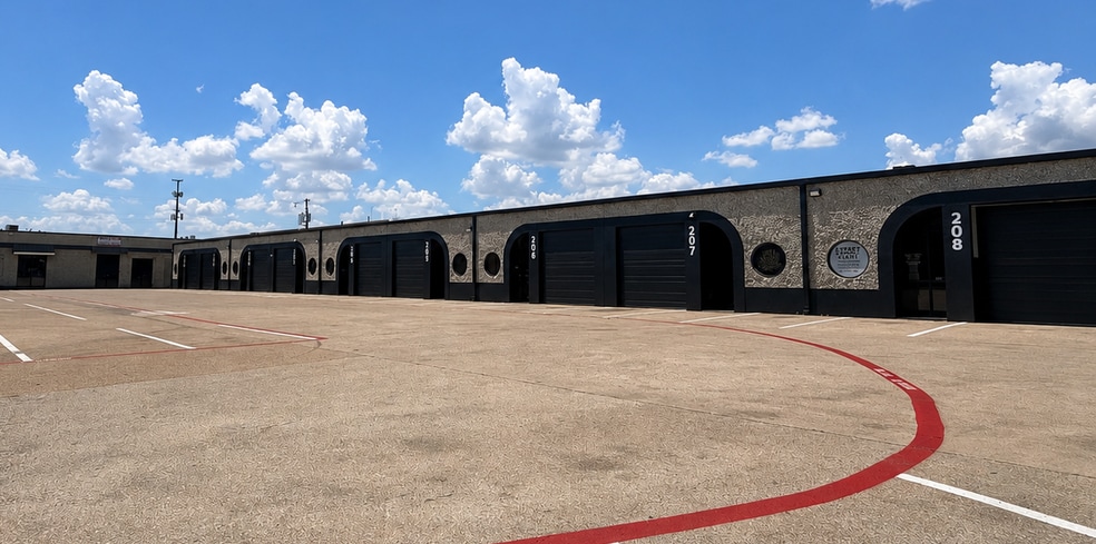 More Photos Of 3001 Quebec St, Dallas Unknown For Lease